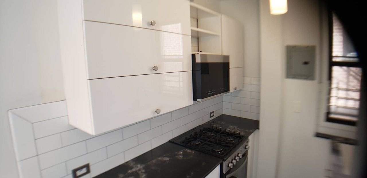 42 Park Ter E #2R - Photo 5 of 29