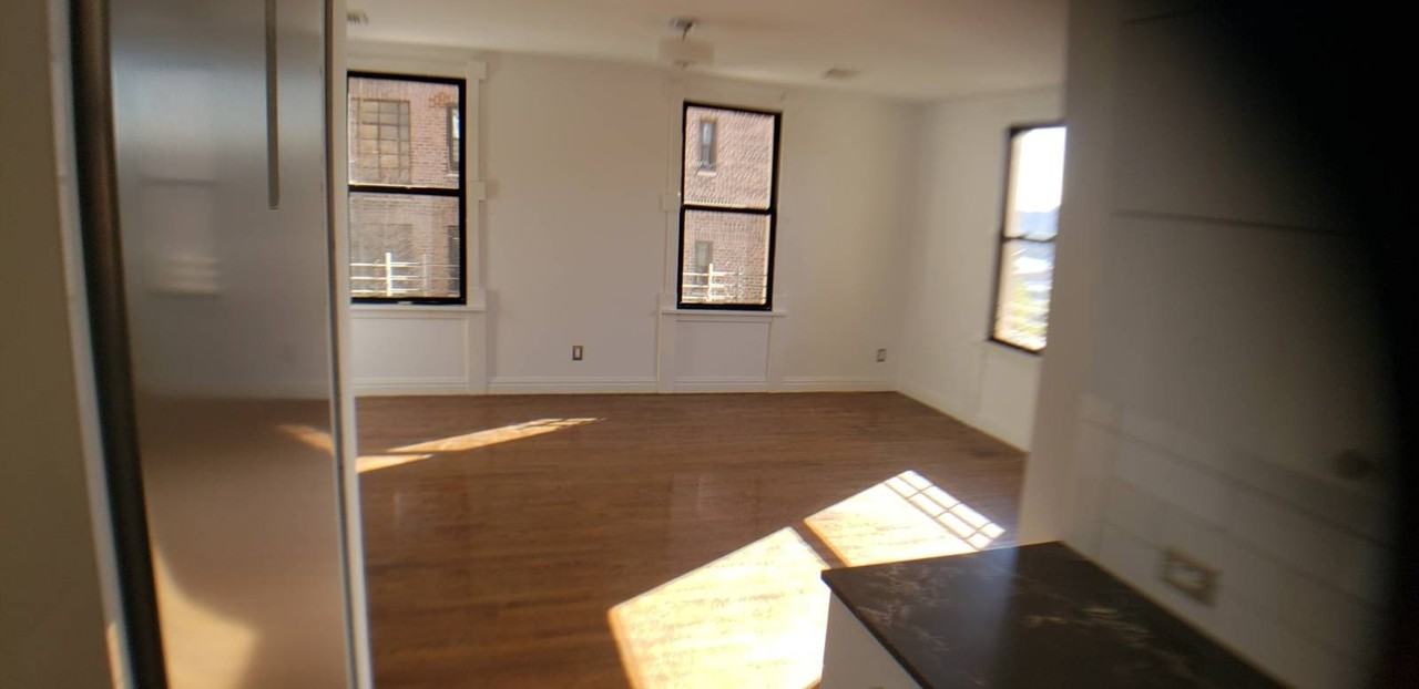 42 Park Ter E #2R - Photo 7 of 29