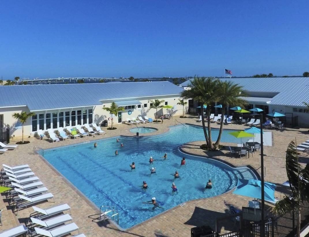 211 Ne Coastal Dr - Photo 7 of 9