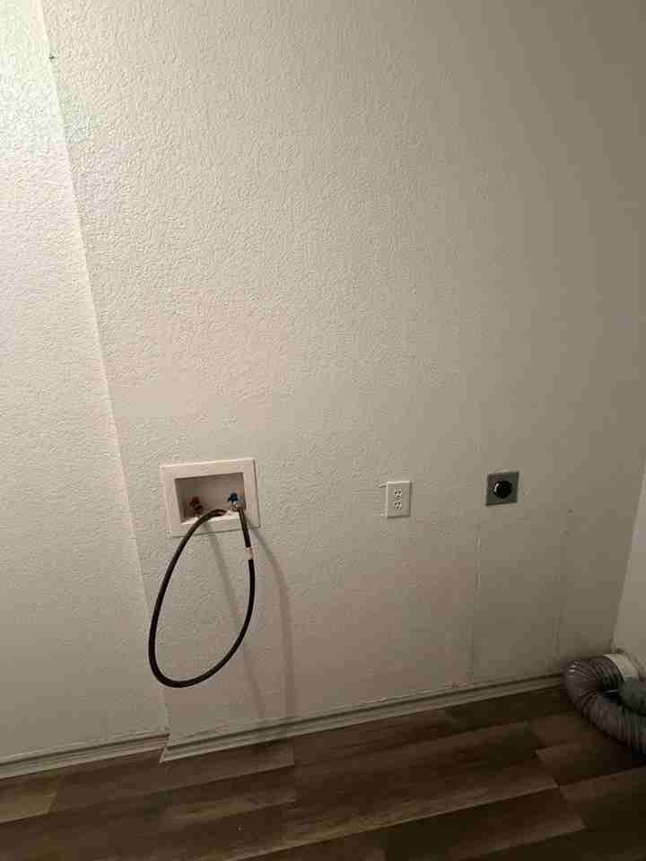 4515 Monty Dr - Photo 6 of 21