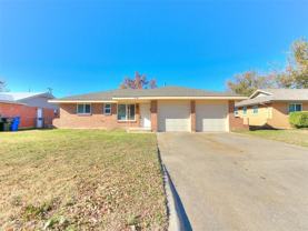 214 Thompson Dr - Photo 1 of 1