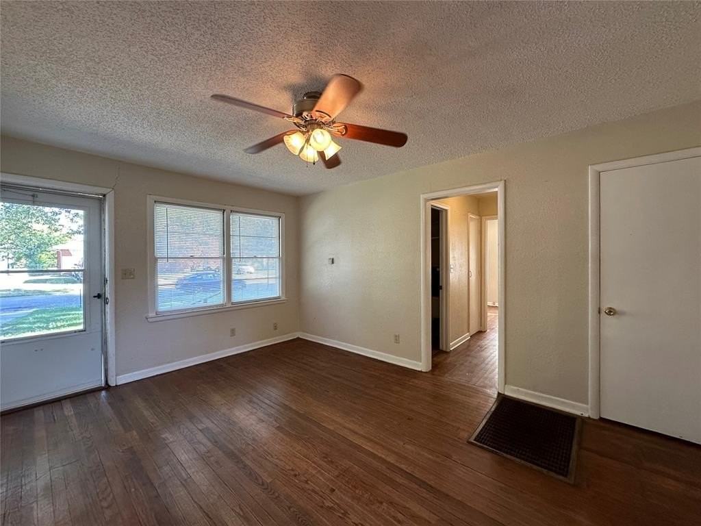 708 Denison Dr - Photo 3 of 13