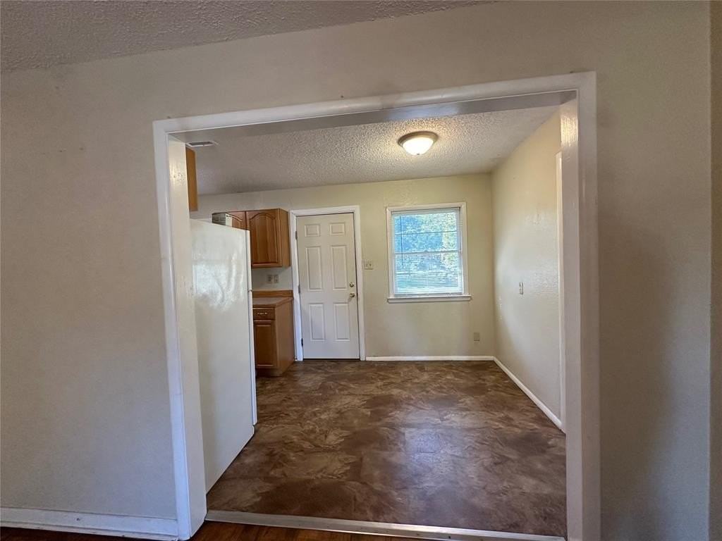 708 Denison Dr - Photo 4 of 13