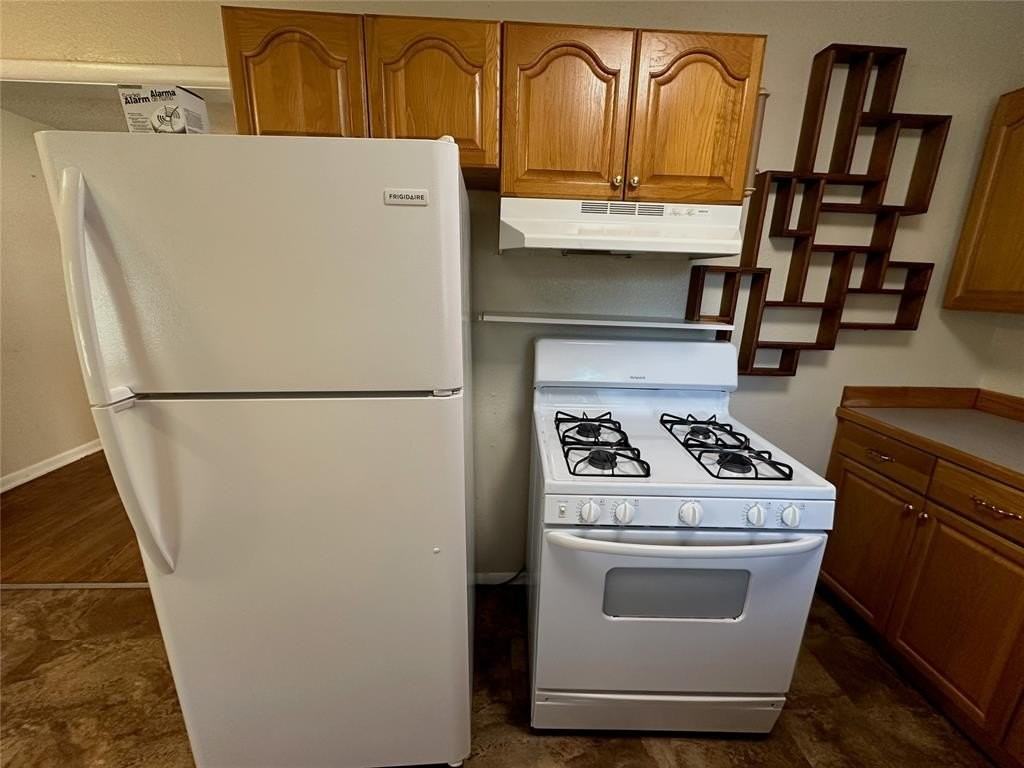 708 Denison Dr - Photo 6 of 13