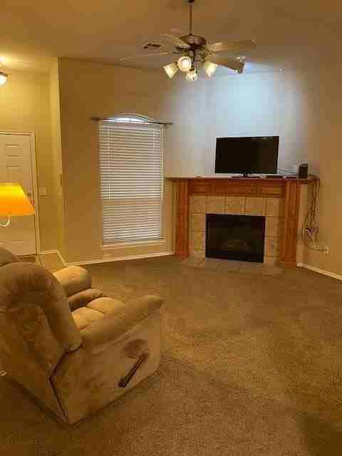 4217 Manhattan Dr - Photo 3 of 19
