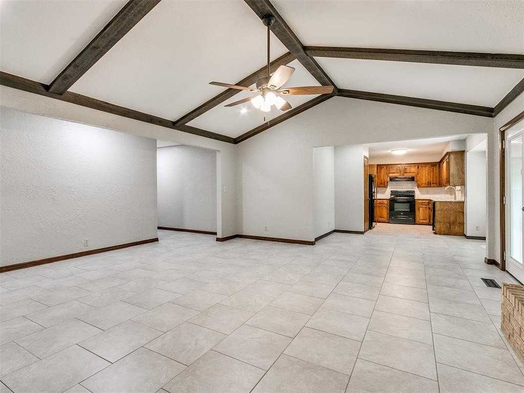 1213 Westbrooke Ter - Photo 5 of 28