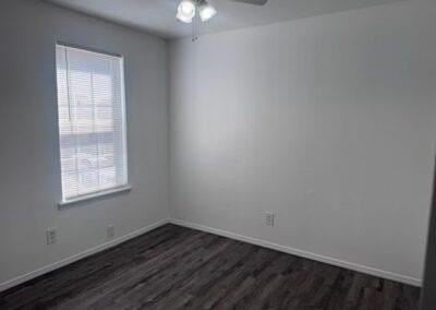 440 Belmont Dr - Photo 7 of 14