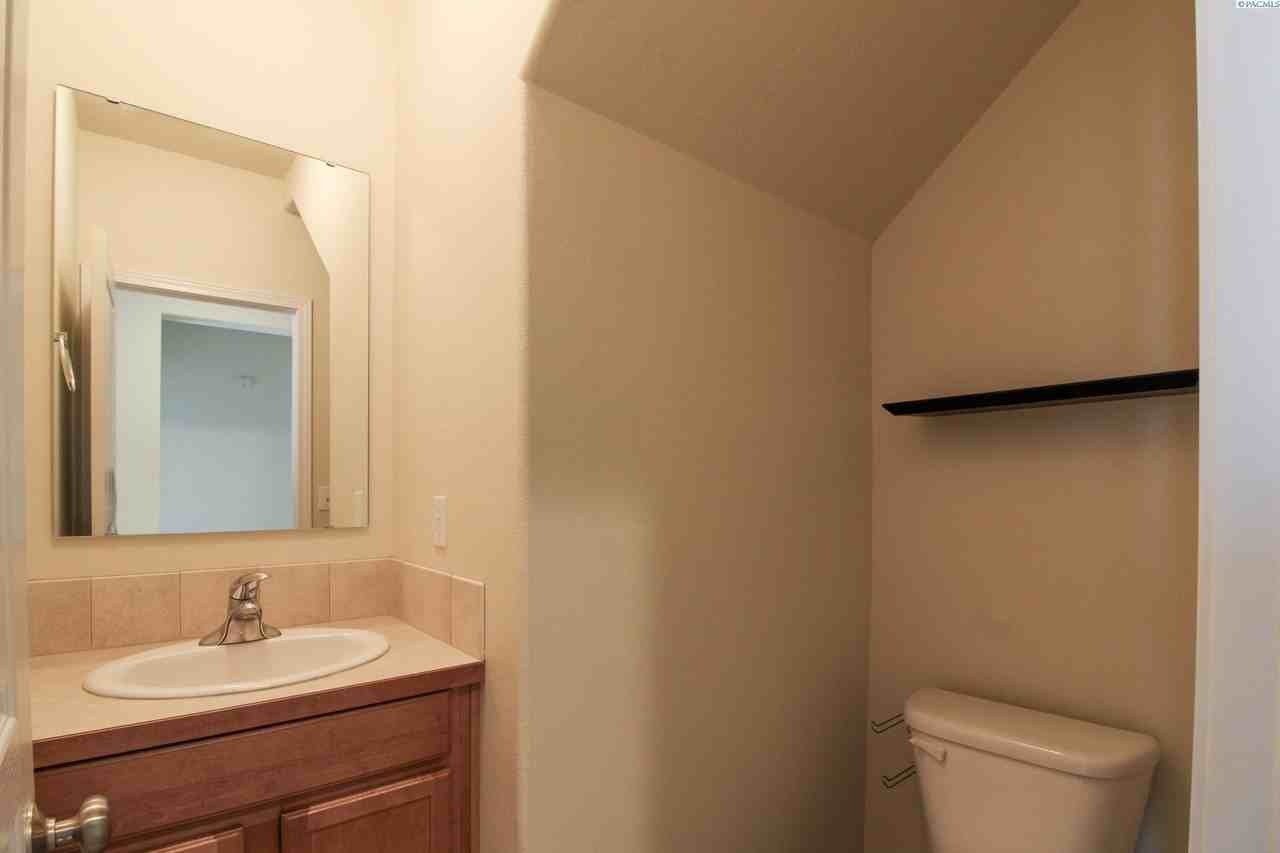 5241 Chris St - Photo 7 of 20