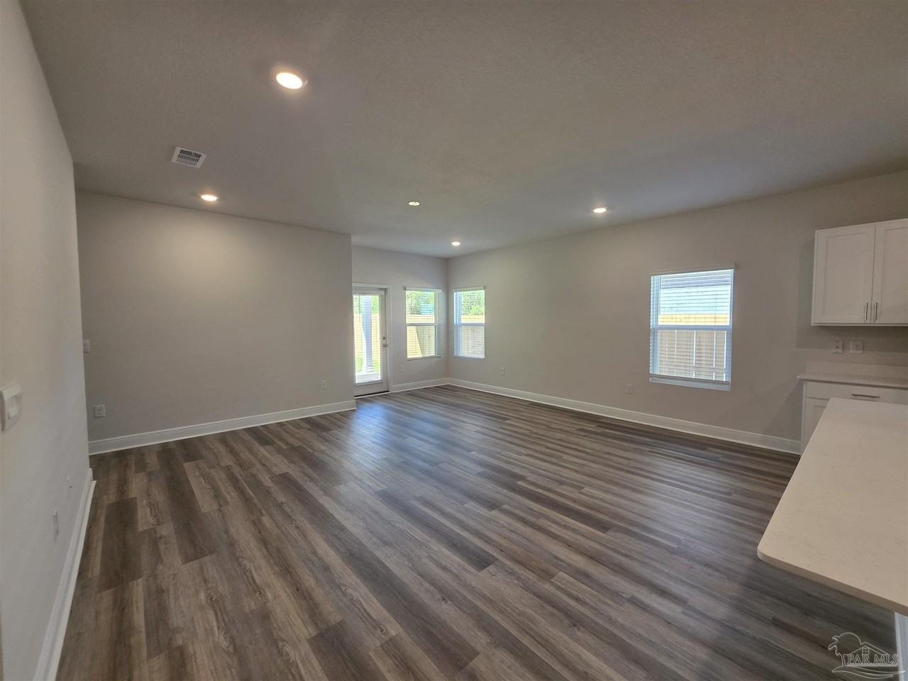 8057 Fir Tree Dr - Photo 6 of 50