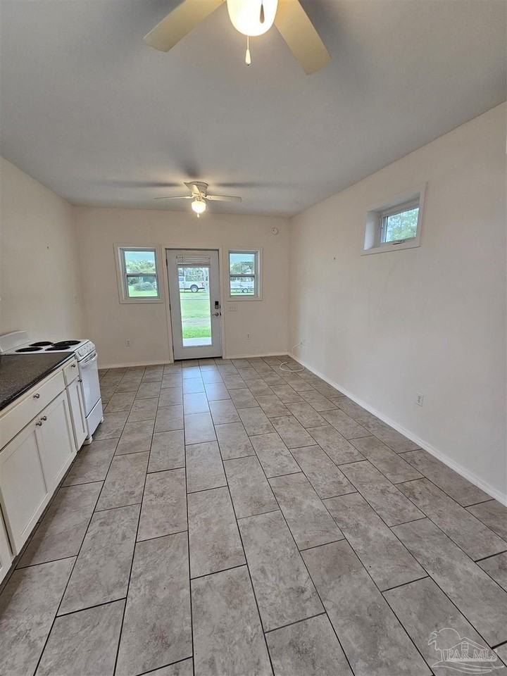 9775 N Loop Rd Apt 1 - Photo 6 of 12