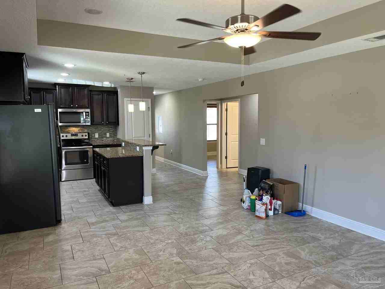 5892 Pendleton Ct - Photo 7 of 29