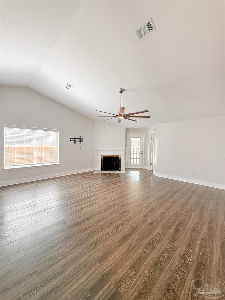 161 Mirabelle Cir - Photo 6 of 25