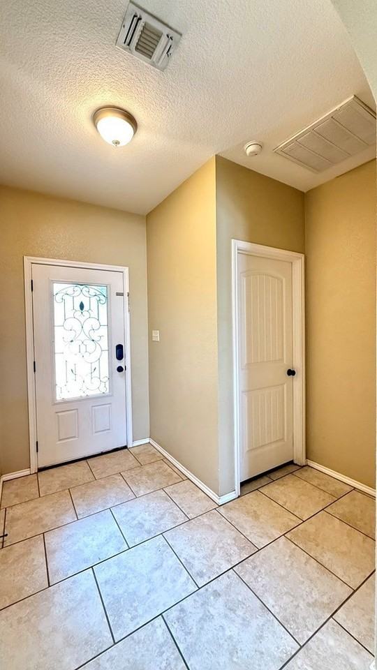 1213 E Nobles Ave - Photo 3 of 41