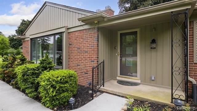 4845 Keithdale Ln - Photo 2 of 36