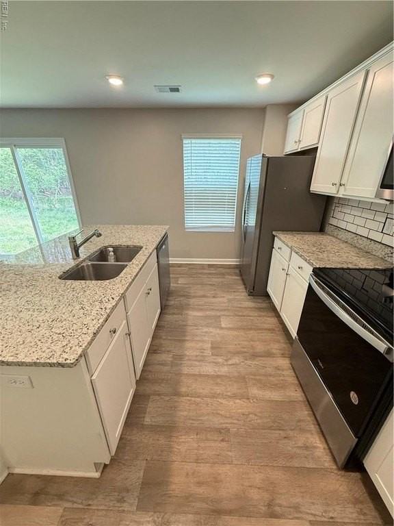 565 Bridgeway Ct - Photo 7 of 25