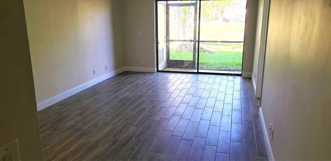 6660 Somerset Dr #104 - Photo 6 of 20