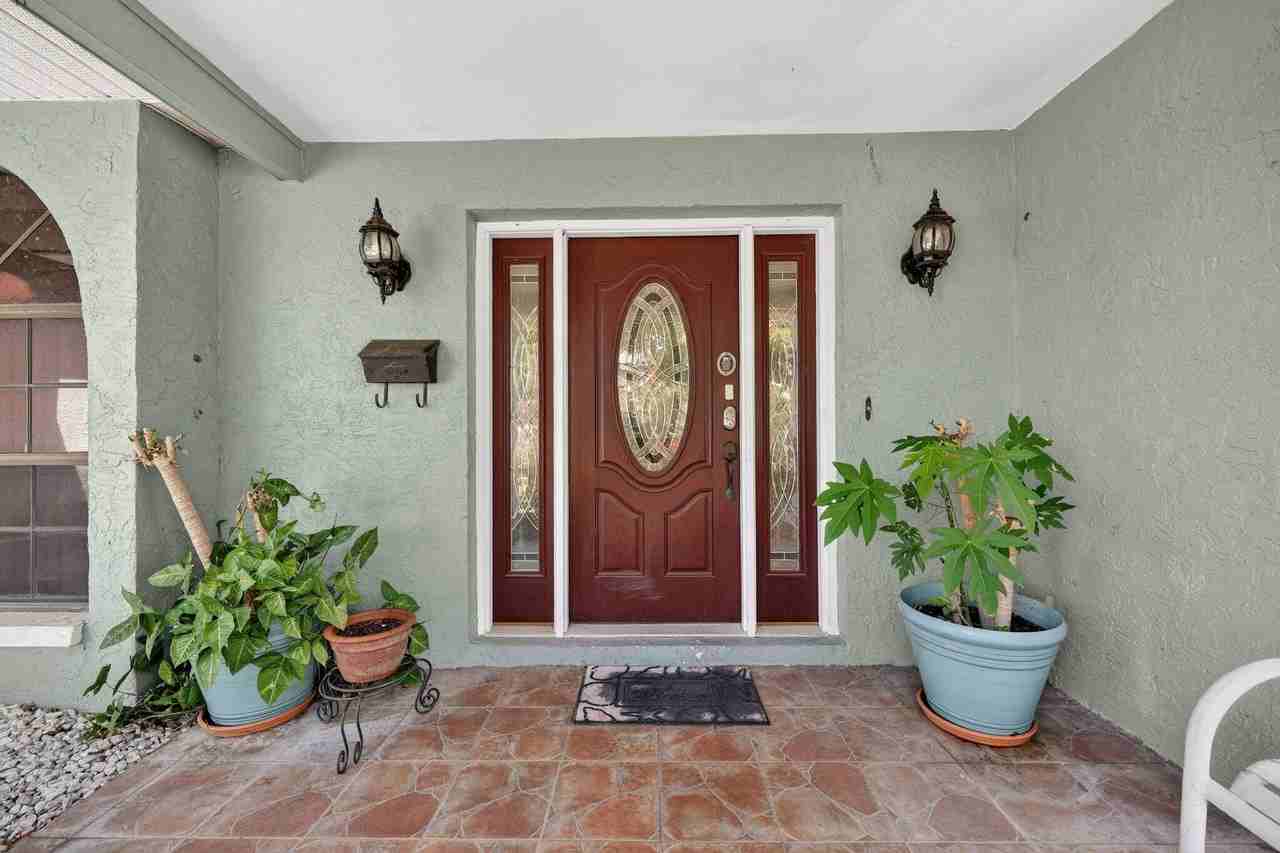 6180 30th Ct S - Photo 3 of 31