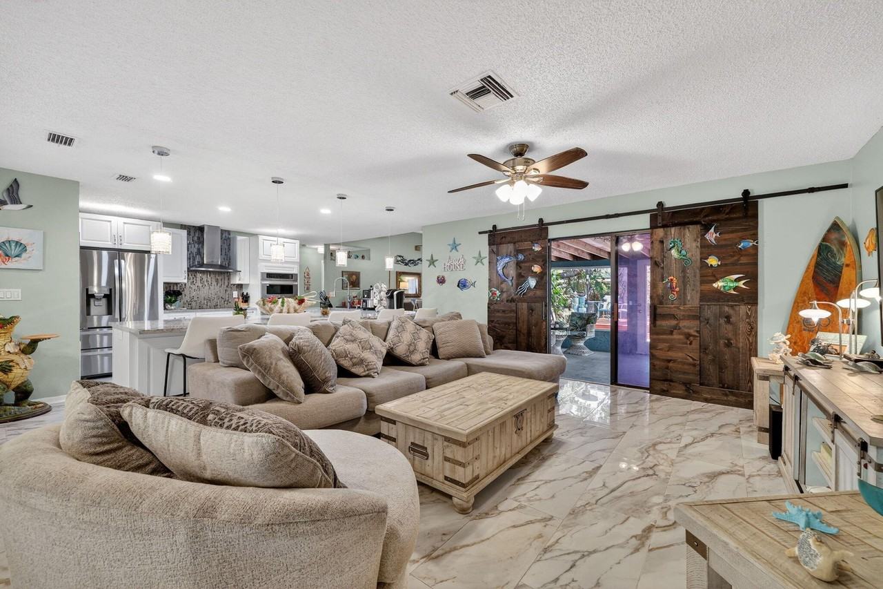 6180 30th Ct S - Photo 5 of 31