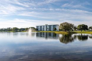 3091 N Course Dr Apt 303 - Photo 1 of 1