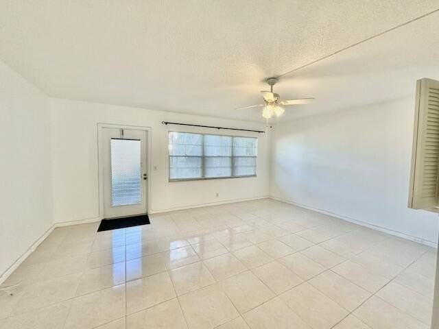 55 Fanshaw M - Photo 5 of 31