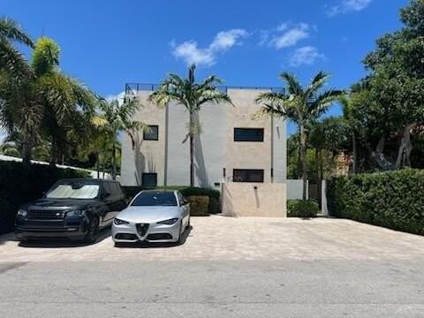 1955 Ne 4th St - Photo 6 of 40