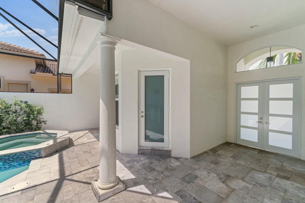128 Abondance Dr - Photo 4 of 50