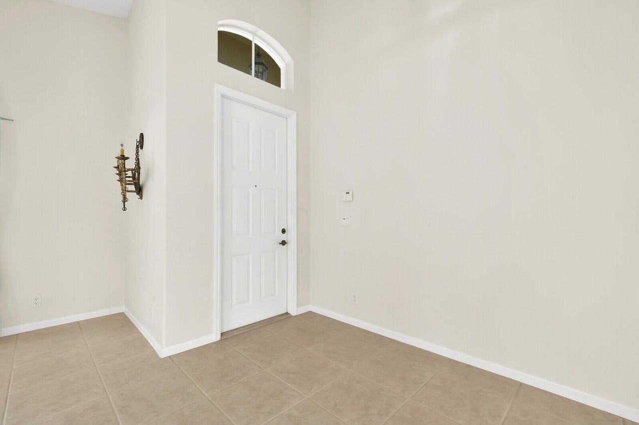 6404 C Durham Dr - Photo 4 of 38