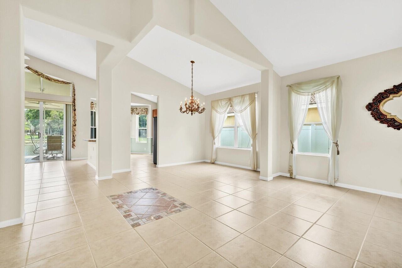 6404 C Durham Dr - Photo 5 of 38