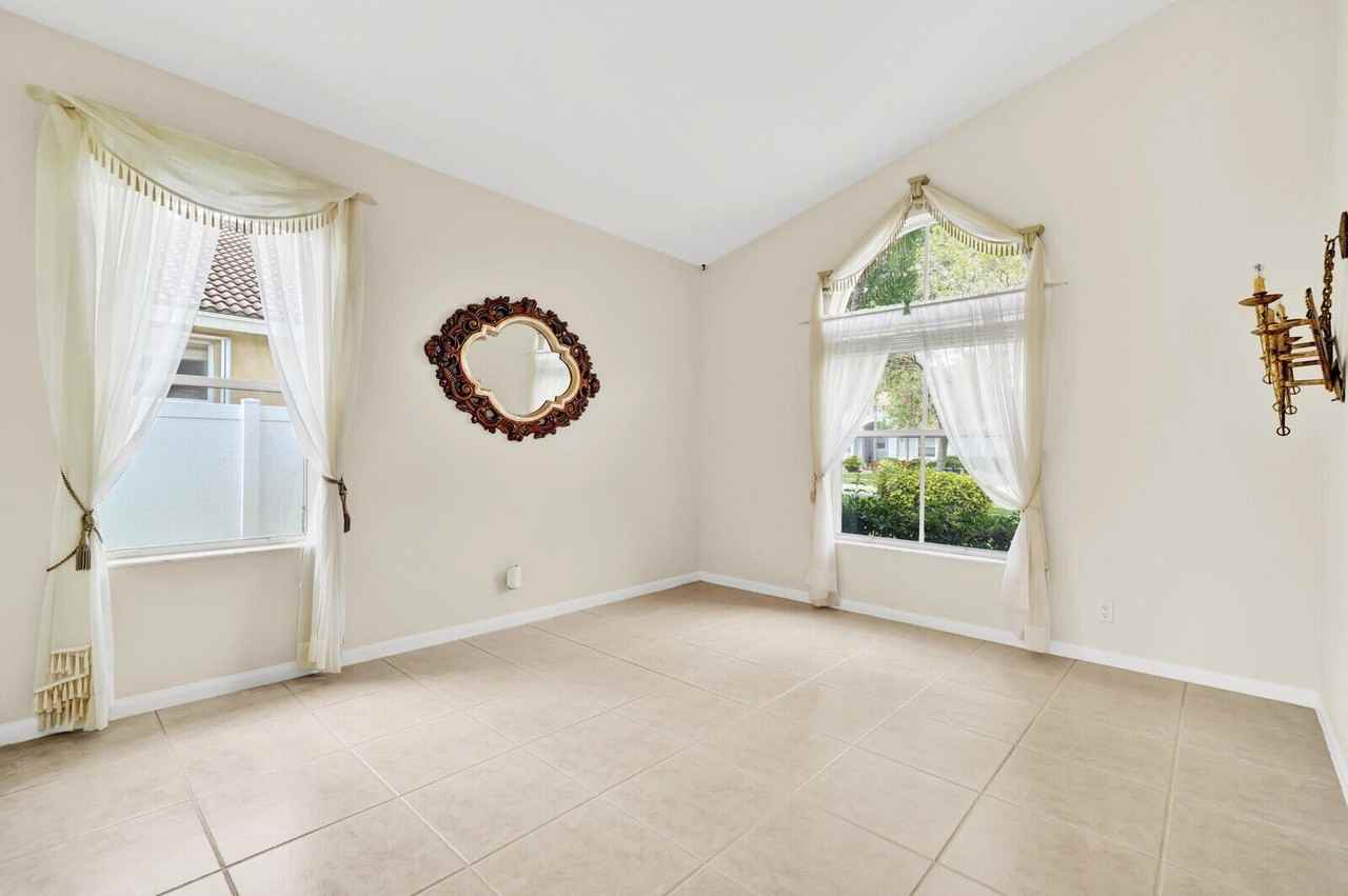 6404 C Durham Dr - Photo 6 of 38