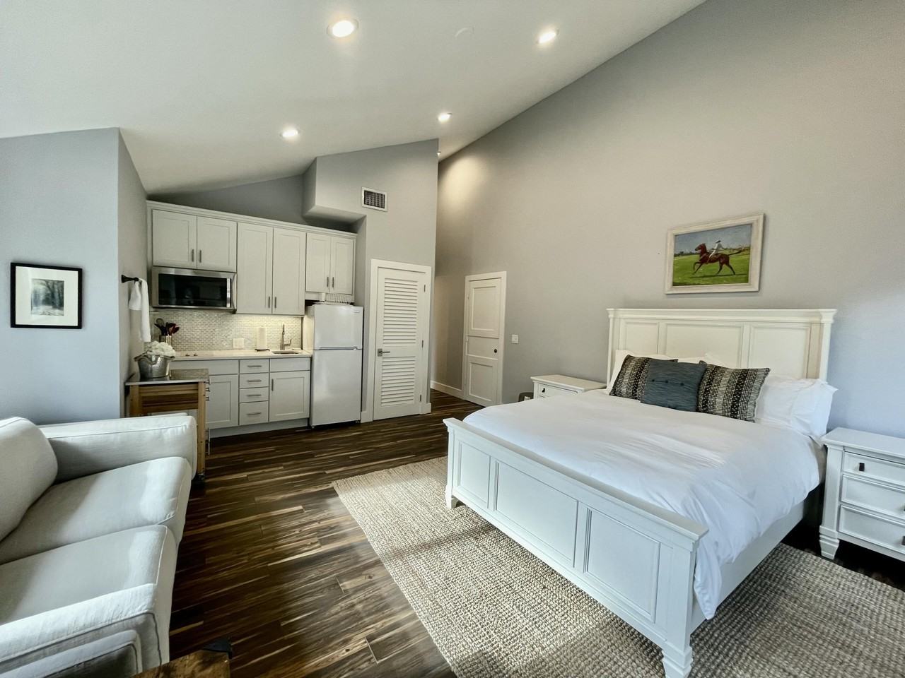 11863 Wimbledon Cir #547 - Photo 4 of 10
