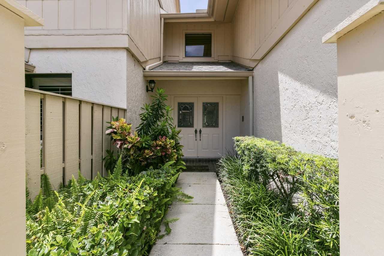 17110 Waterbend Dr Apt 219 - Photo 2 of 22