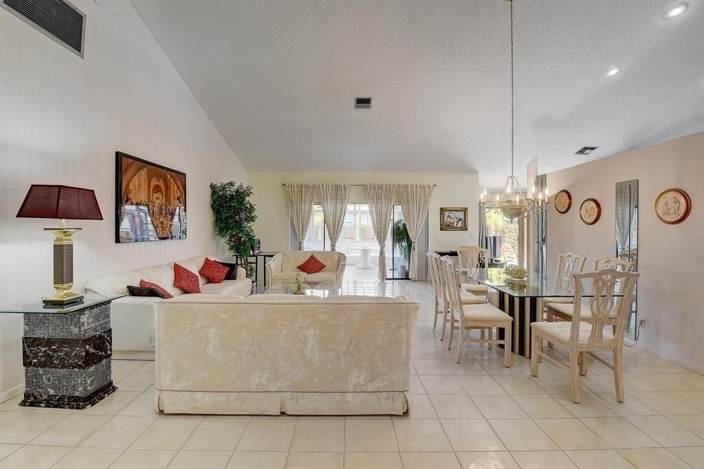 9565 El Clair Ranch Rd - Photo 5 of 38