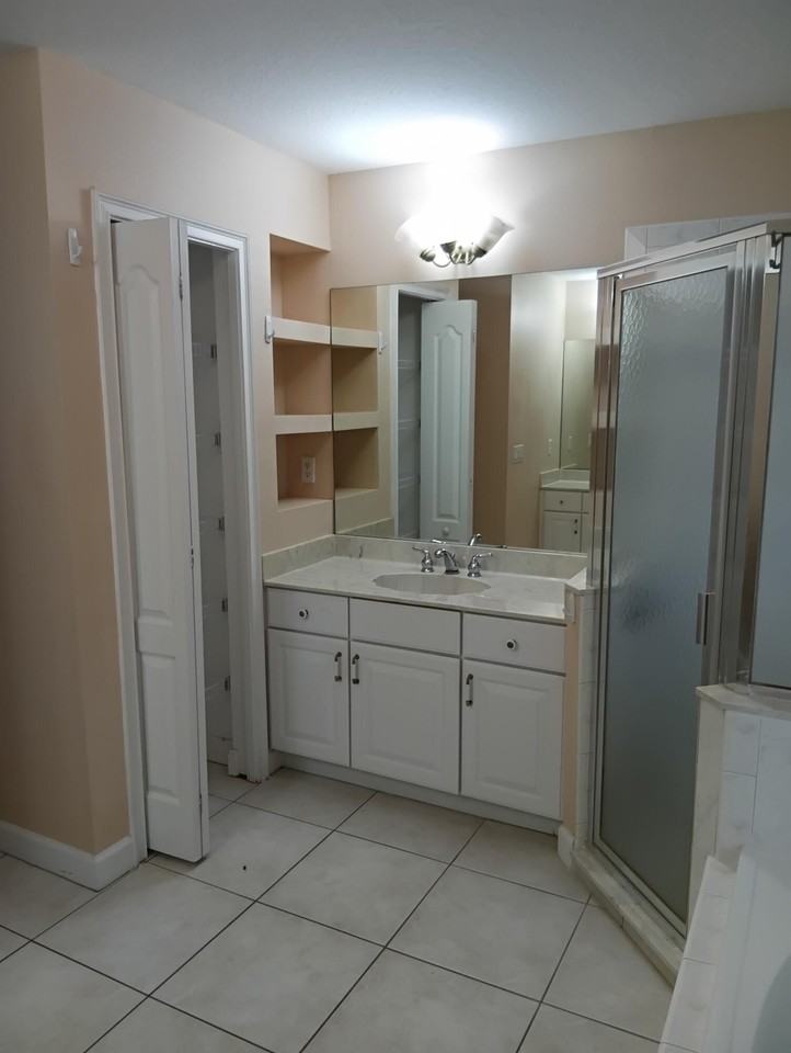 726 Sw Byron St - Photo 6 of 10