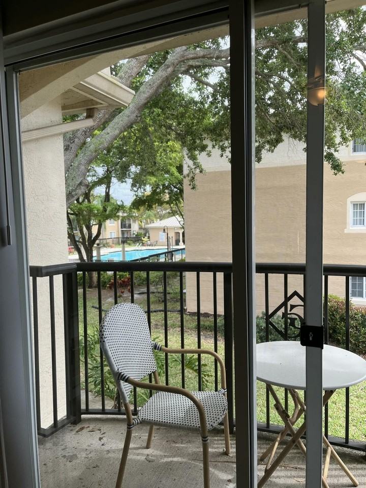 1200 Crestwood Ct S #1212 - Photo 7 of 14