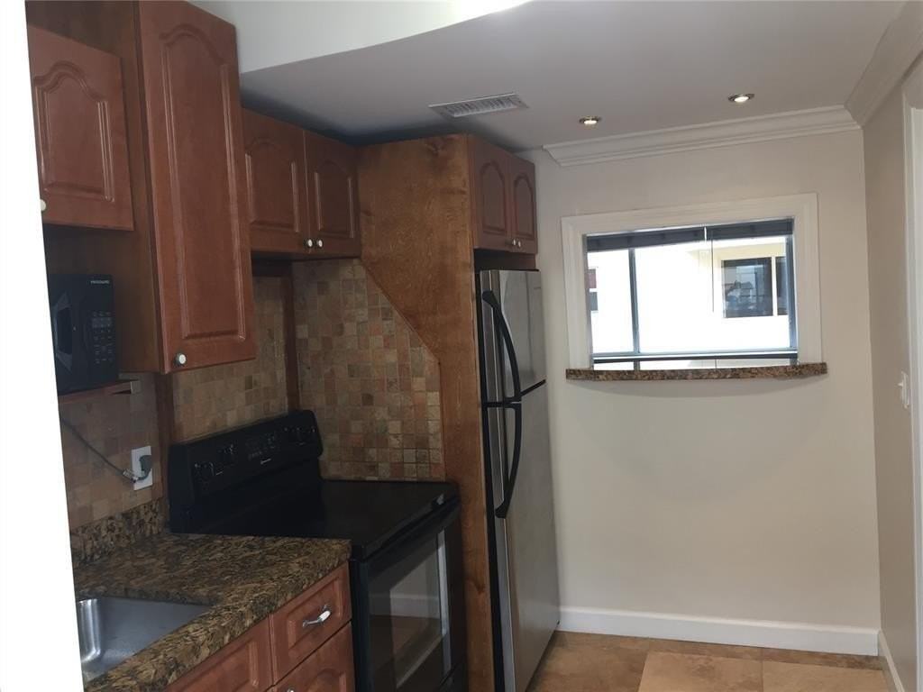 115 Antiquera Ave #2 - Photo 6 of 13