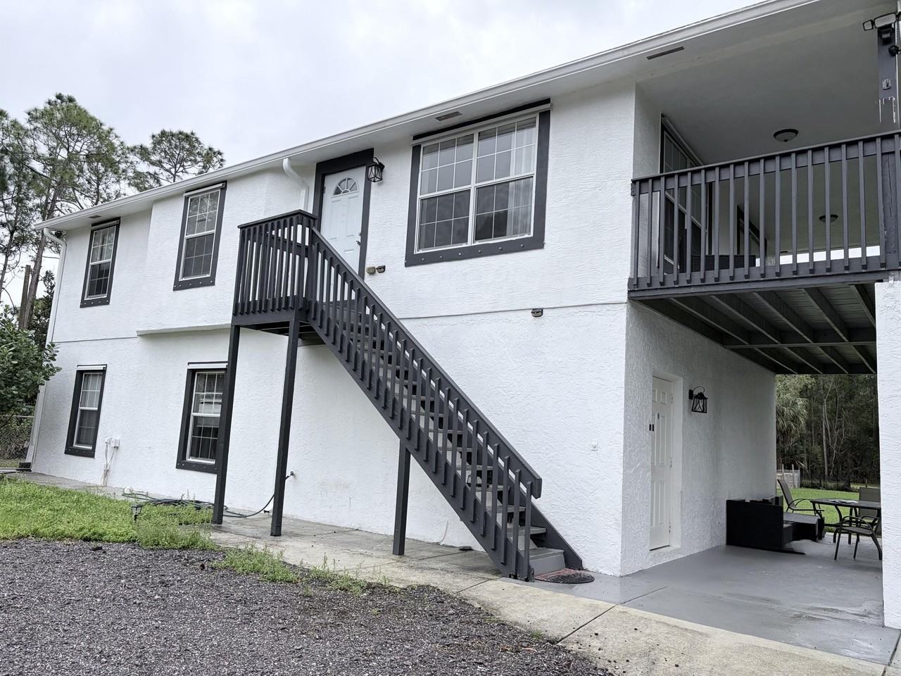 11128 59th St N - Photo 2 of 18