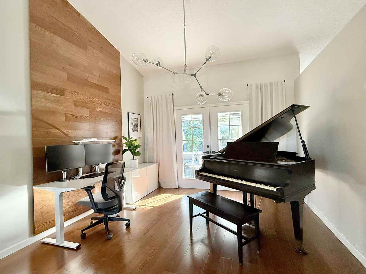 1774 Primrose Ln - Photo 4 of 15