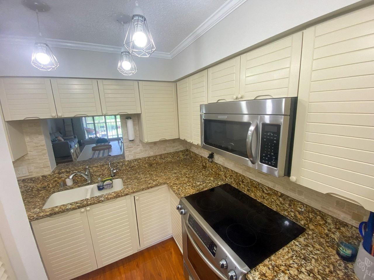 5884 Morningstar Cir - Photo 5 of 26