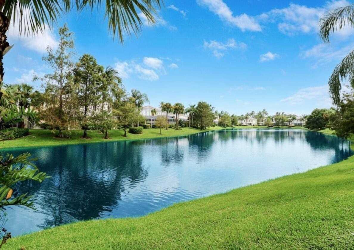 156 Santa Barbara Way - Photo 6 of 24