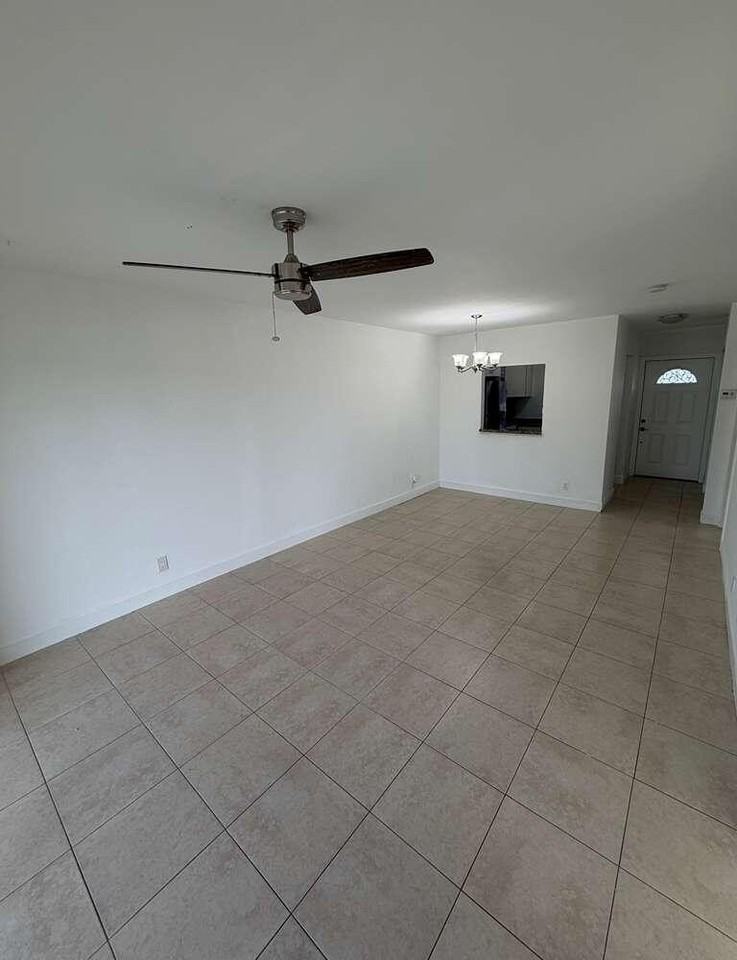 9851 Sandalfoot Blvd #220 - Photo 4 of 19