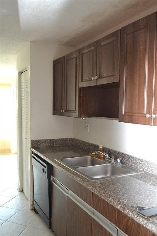 8237 Nw 8th Ct #4 - Photo 4 of 24