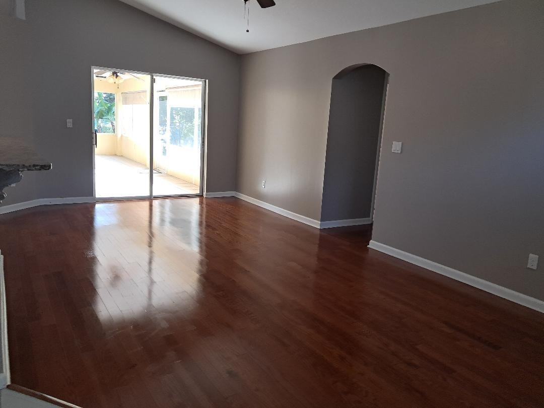 242 Sw Amesbury Ave - Photo 7 of 8