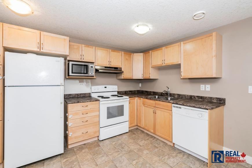 75th Ave - 11221 - A - Photo 7 of 10