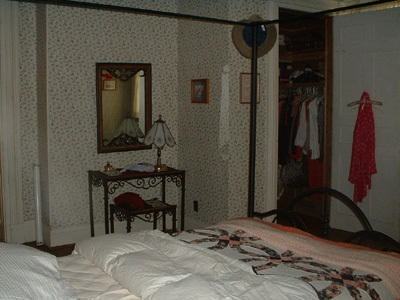 229 W Main St - Photo 3 of 10