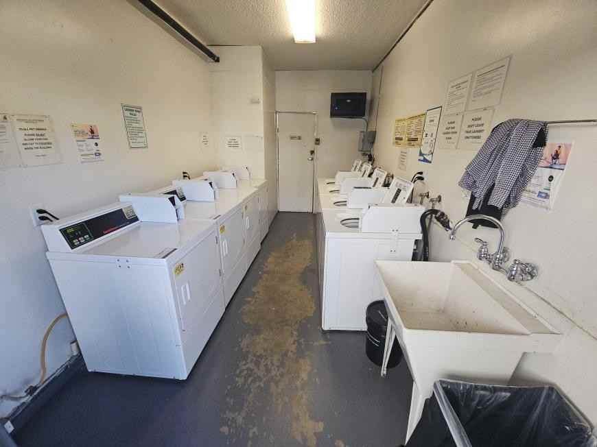 5262 Corteen Pl - Photo 5 of 10