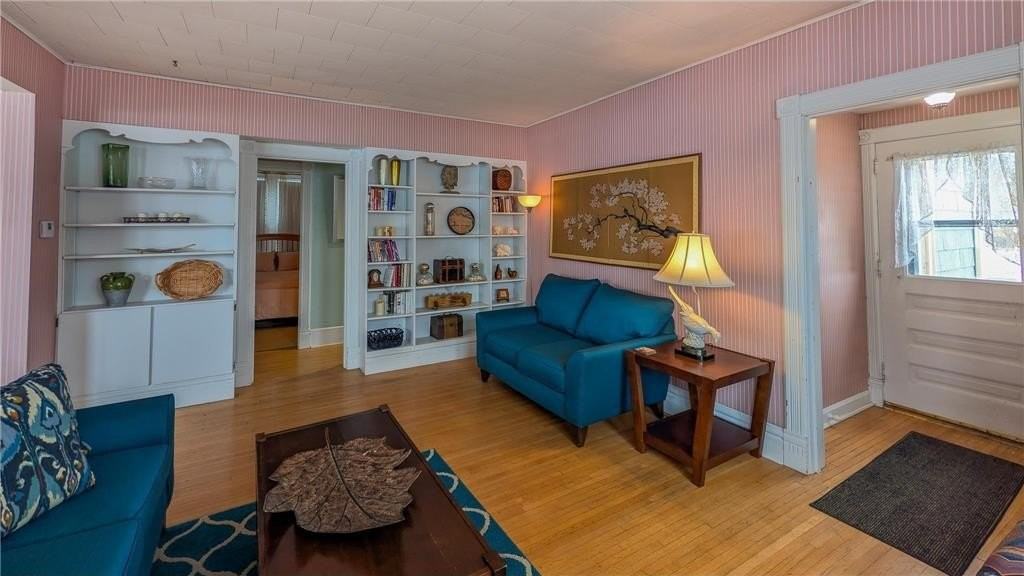 519 Park Ave - Photo 2 of 16