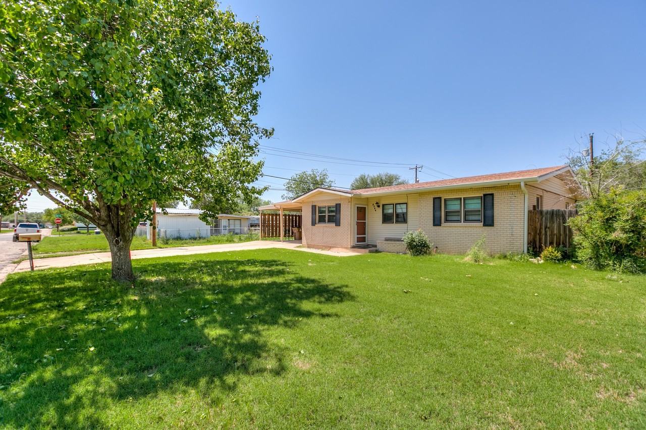 2756 Sac Ave - Photo 4 of 22