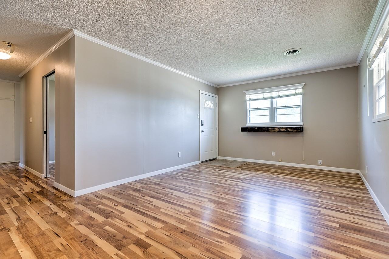 2756 Sac Ave - Photo 6 of 22