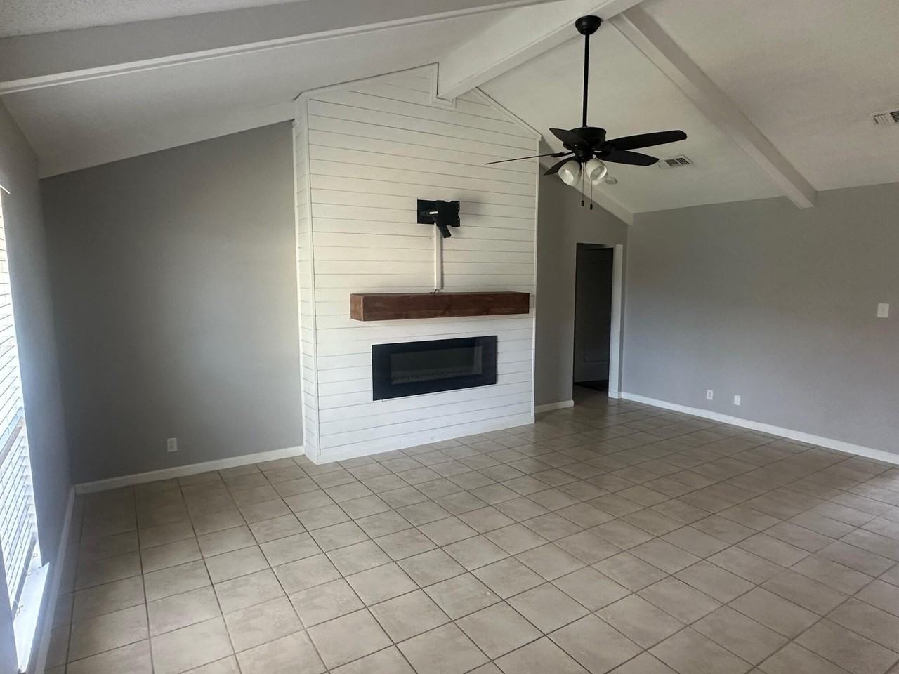 3006 Forest Trl - Photo 4 of 15