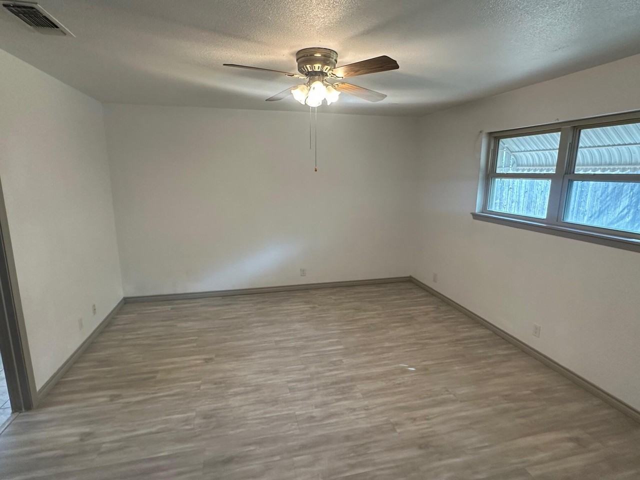 3631 Old Post Rd - Photo 6 of 12